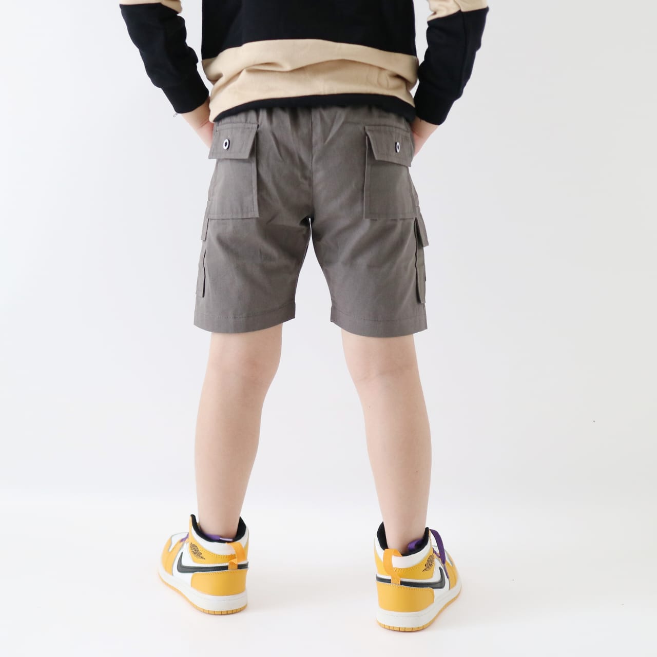 LILY AND CLARK Celana Cargo Pendek Anak warna Abu CAP04
