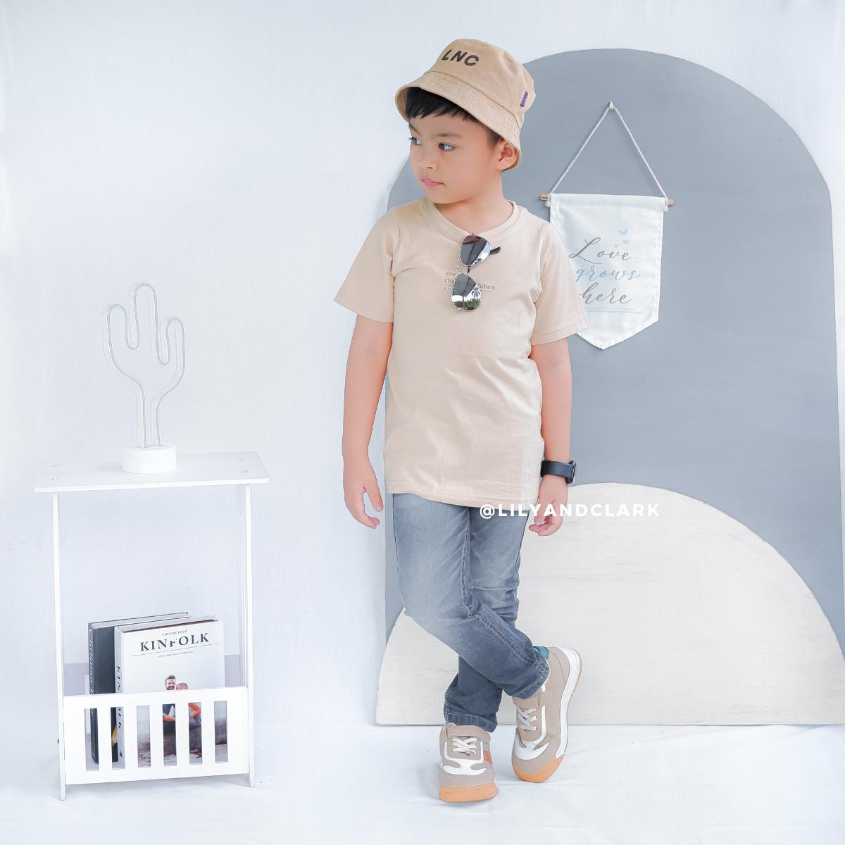 Jeans Panjang Abu JA01