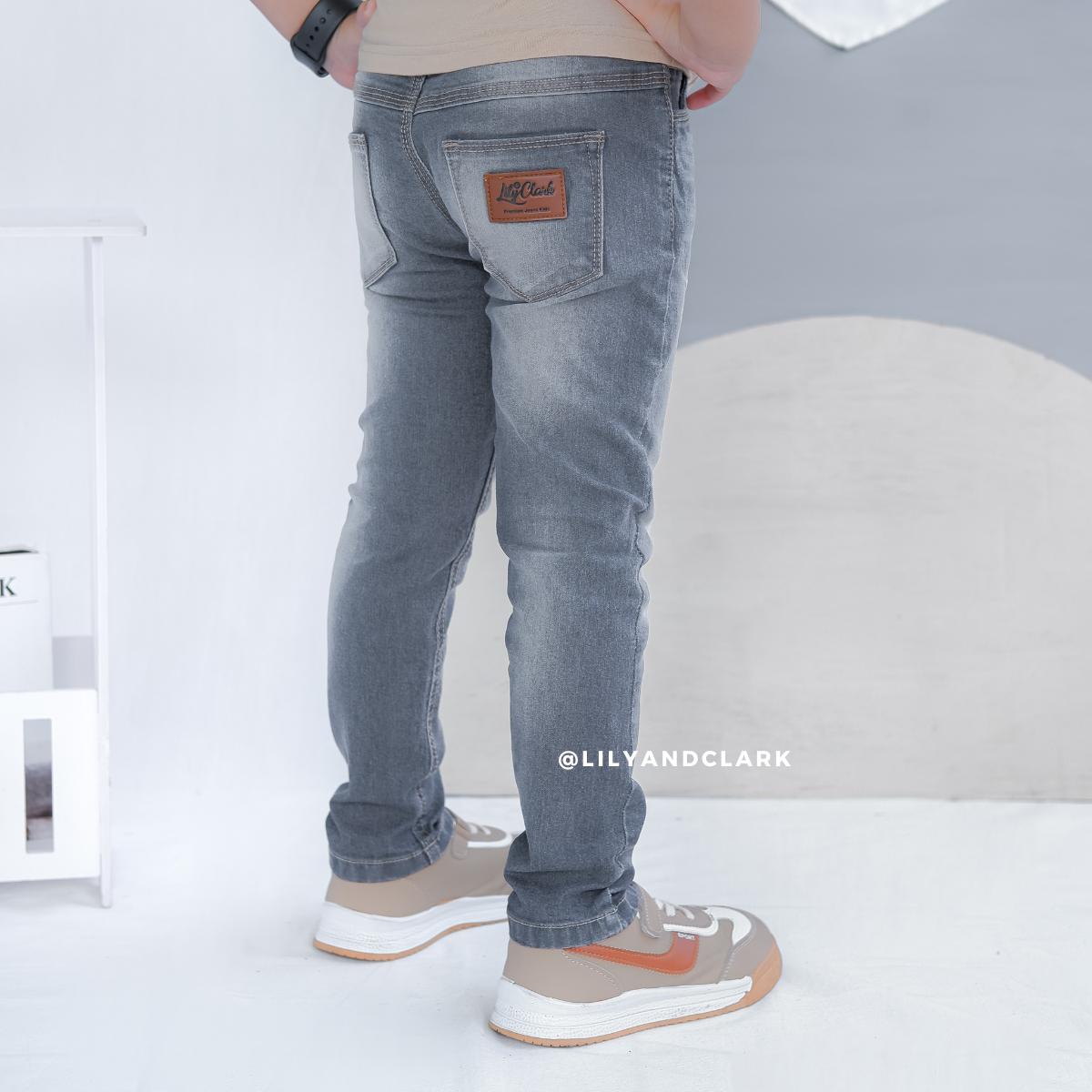 Jeans Panjang Abu JA01