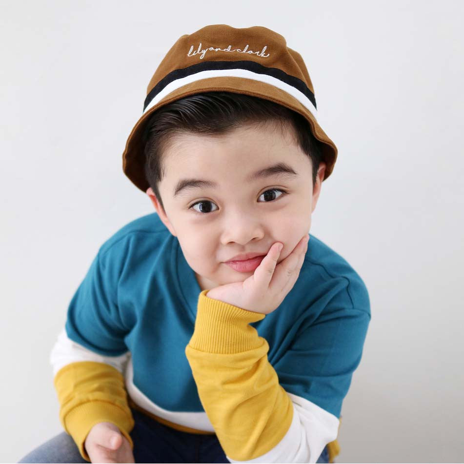 SWEATER ANAK ST02