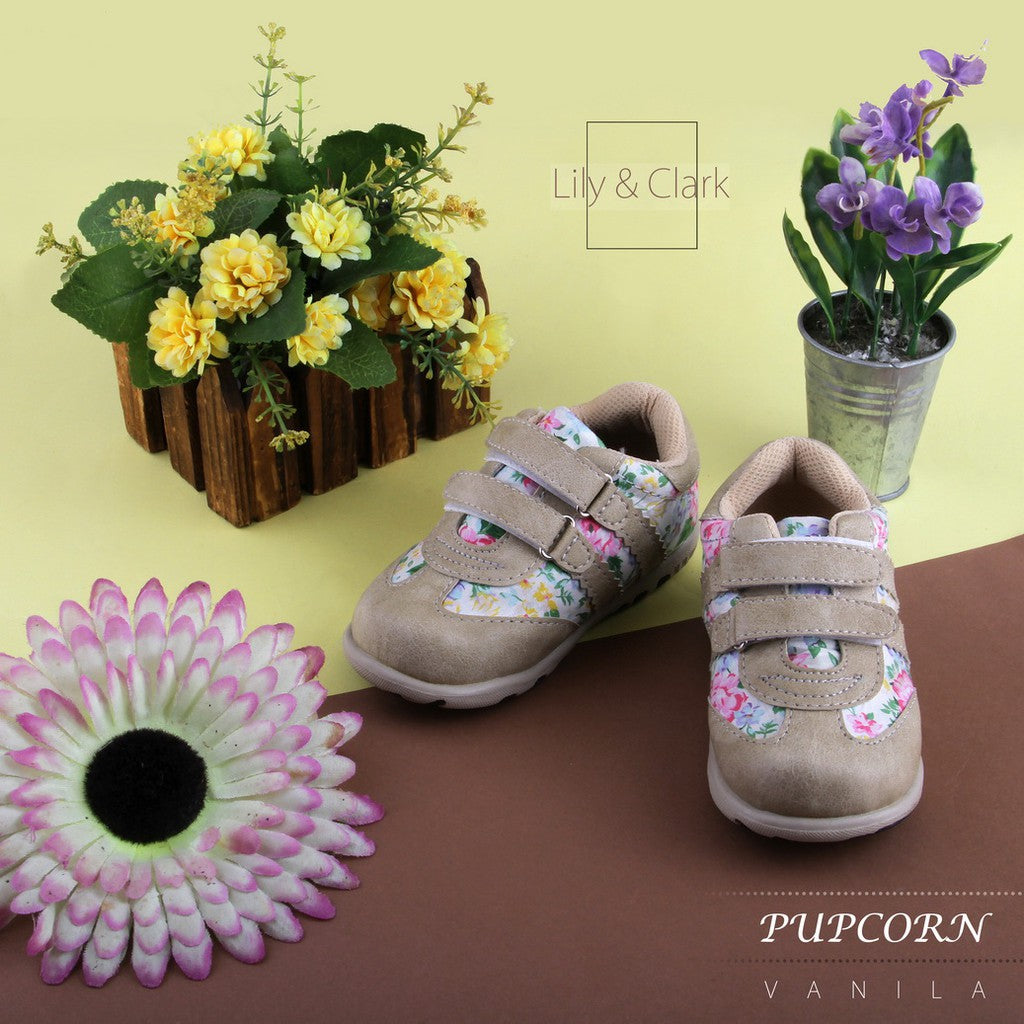 Sepatu anak perempuan 95% REAL PICT berkualitas, simpel dan awet Lily and Clark