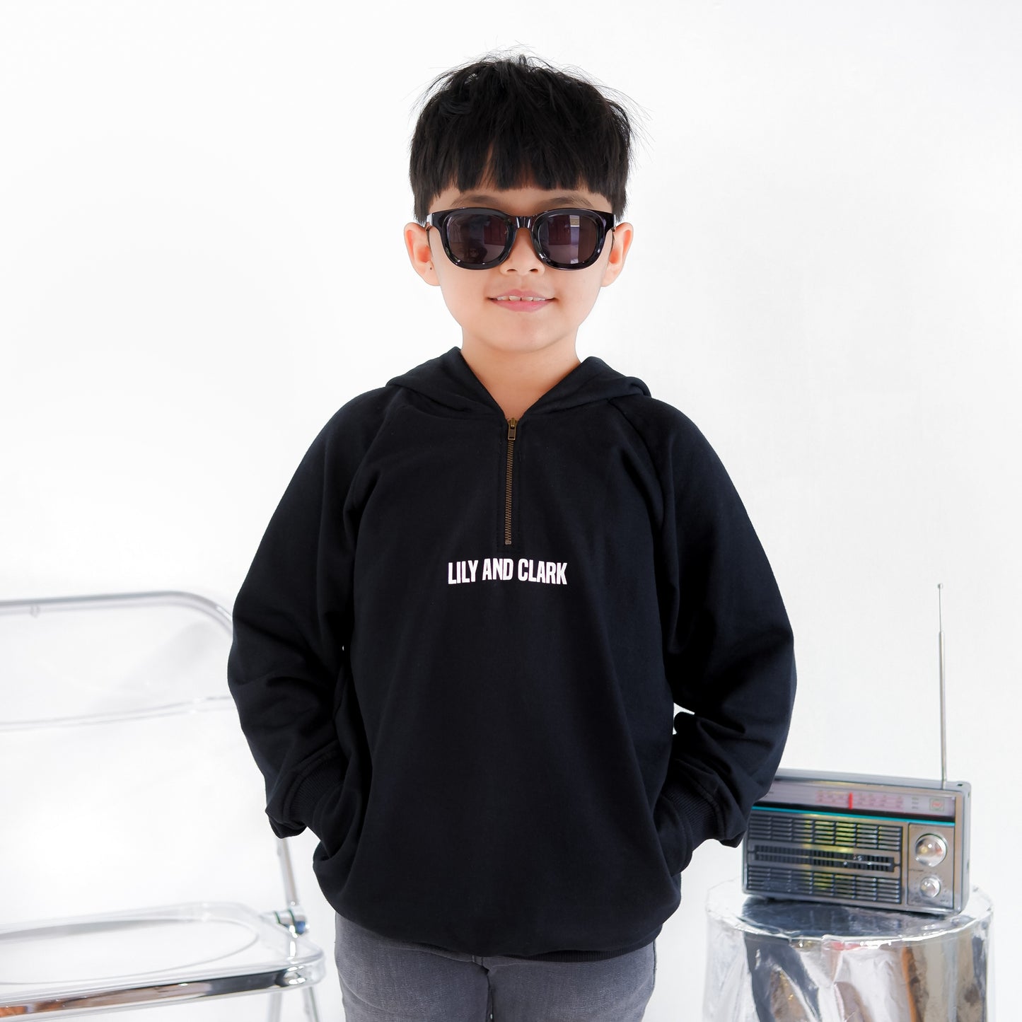 Lily And Clark Hoodie Half Zip Anak Warna Hitam - HHZ02