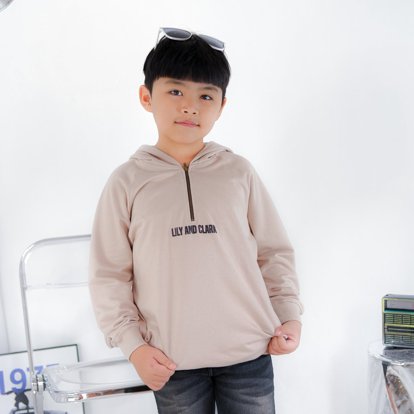 Lily And Clark Hoodie Half Zip Anak Warna Light Brown - HHZ01