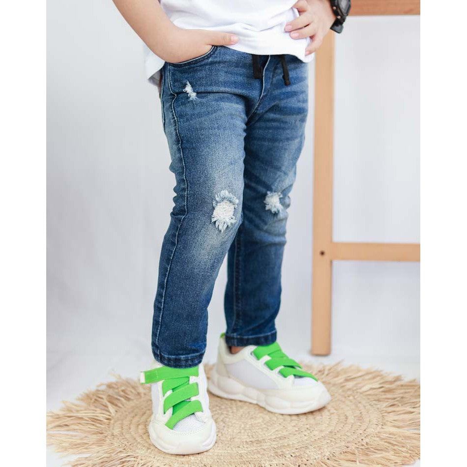 CELANA JEANS PANJANG JS02
