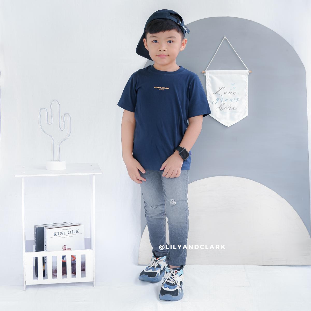 Jeans Panjang Abu JA02