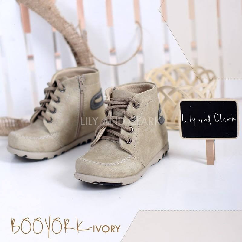 Sepatu Boots Anak booyork ivory