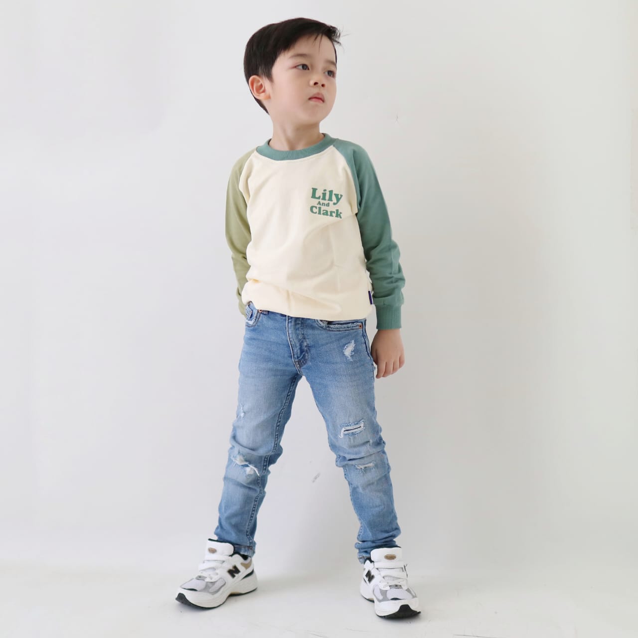 Lily And Clark Sweater Anak Laki-Laki Warna Cream Combination - ST24