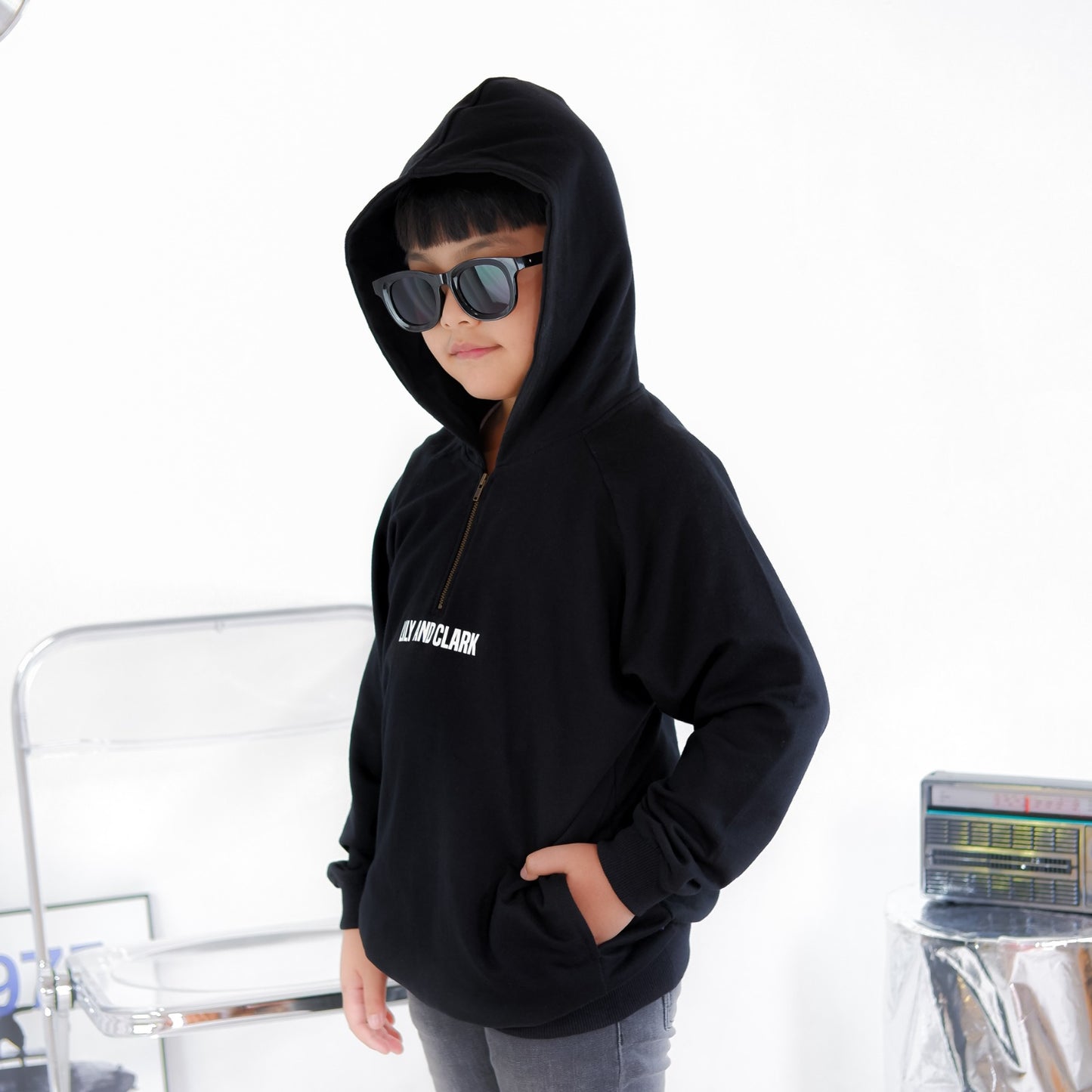 Lily And Clark Hoodie Half Zip Anak Warna Hitam - HHZ02