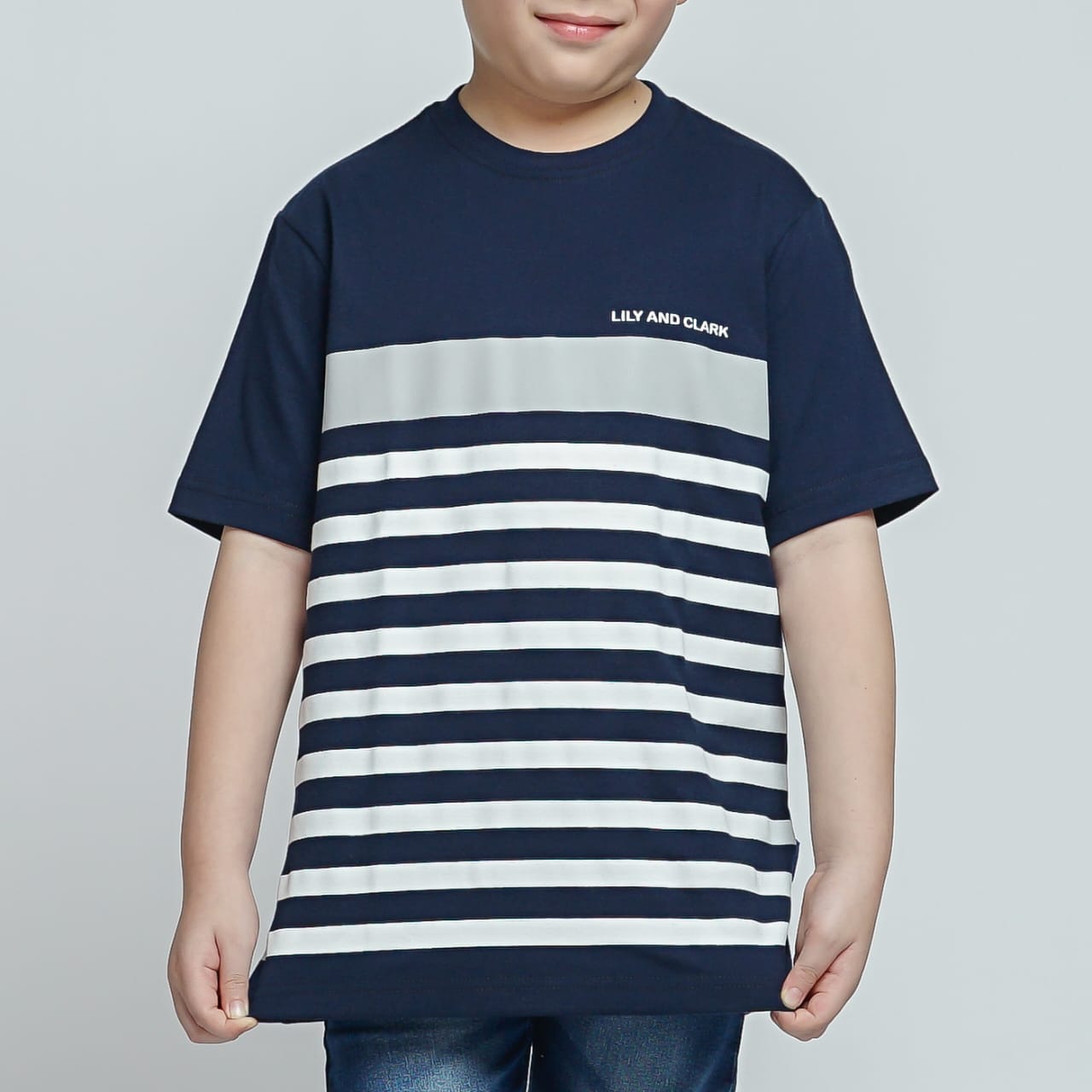 LILY AND CLARK Kaos ANak Laki-laki warna Navy KLC115