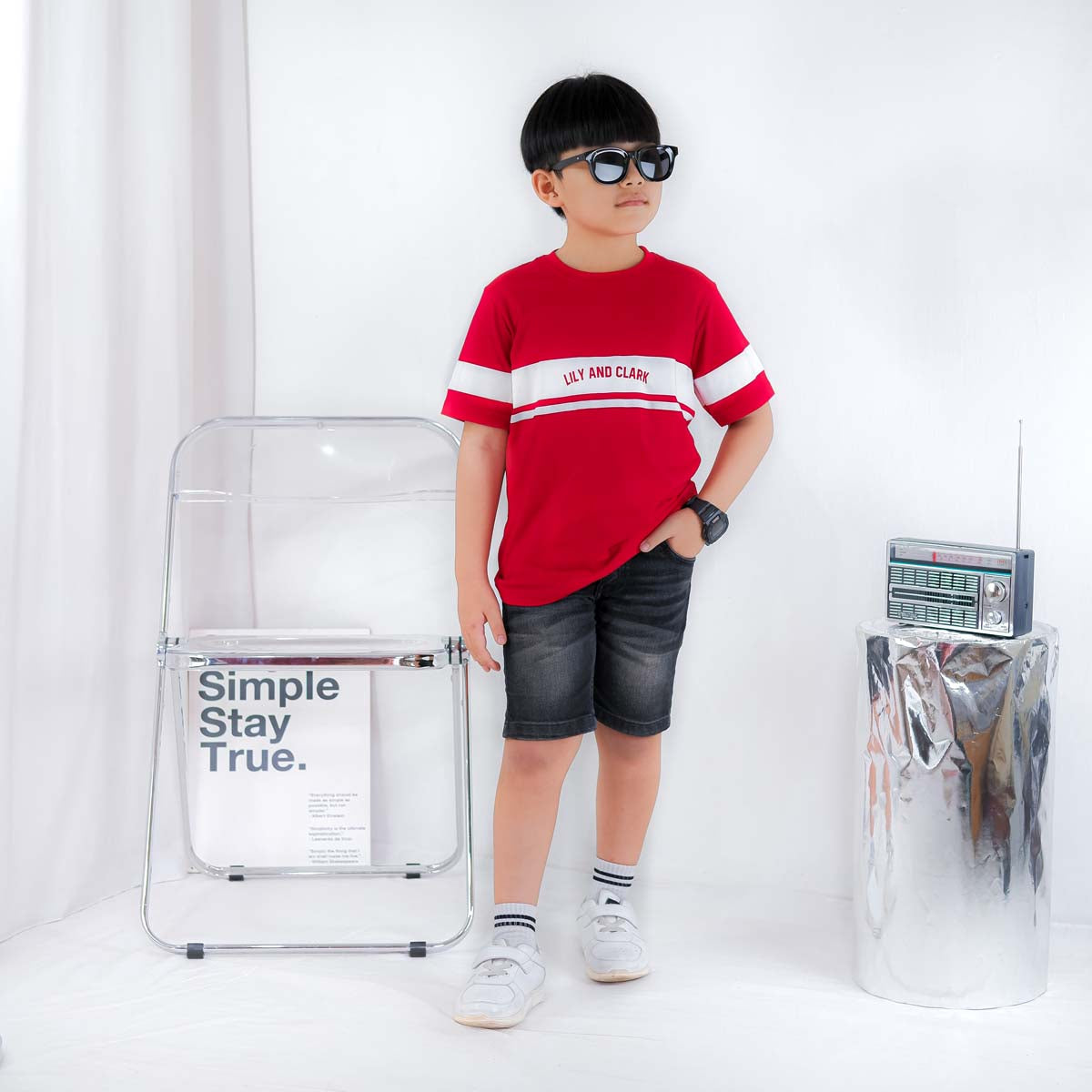 LILY AND CLARK Kaos Anak Laki-Laki warna Merah KLC122-MERAH
