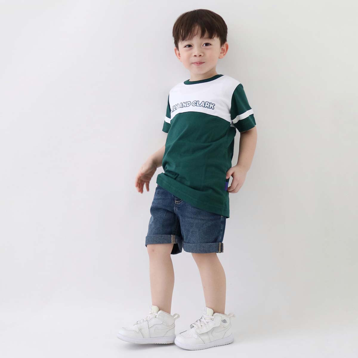 LILY AND CLARK Kaos Anak Laki-Laki warna Hijau Botol dan Putih KLC125