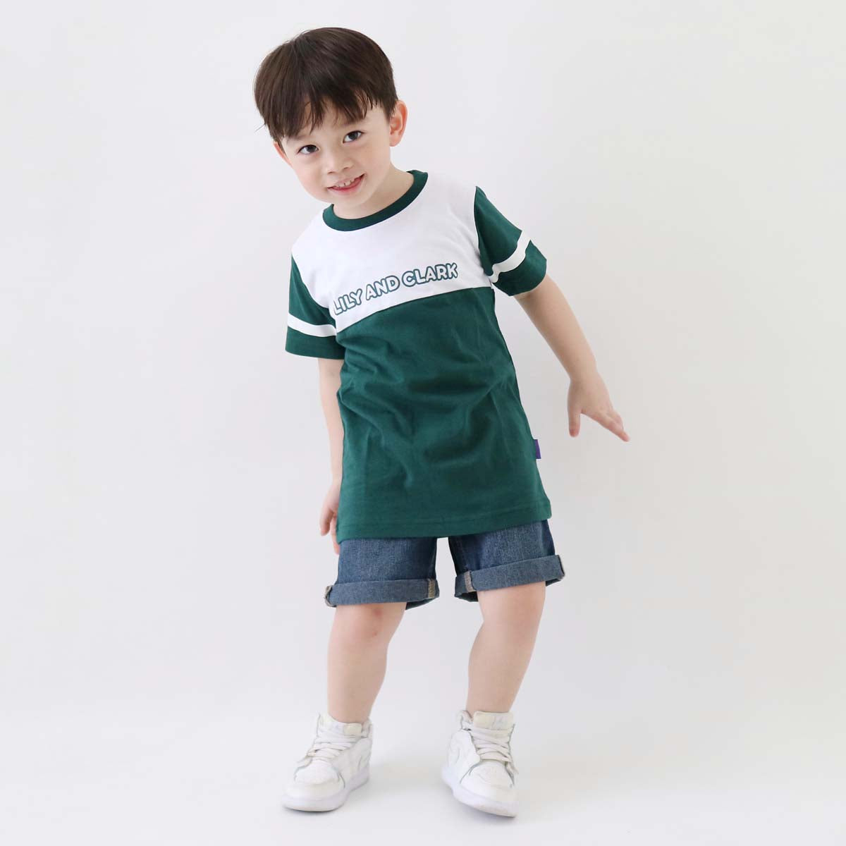 LILY AND CLARK Kaos Anak Laki-Laki warna Hijau Botol dan Putih KLC125