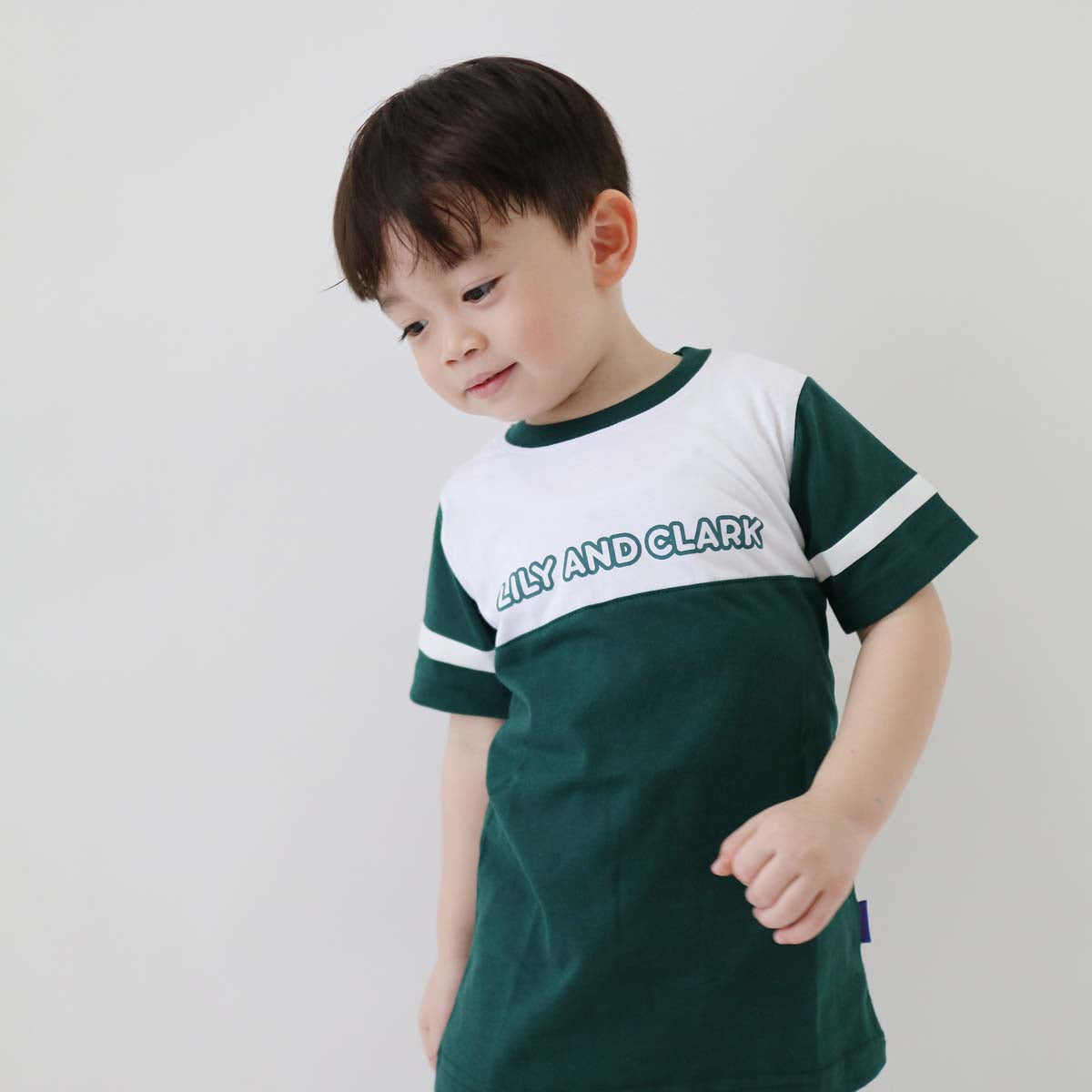 LILY AND CLARK Kaos Anak Laki-Laki warna Hijau Botol dan Putih KLC125
