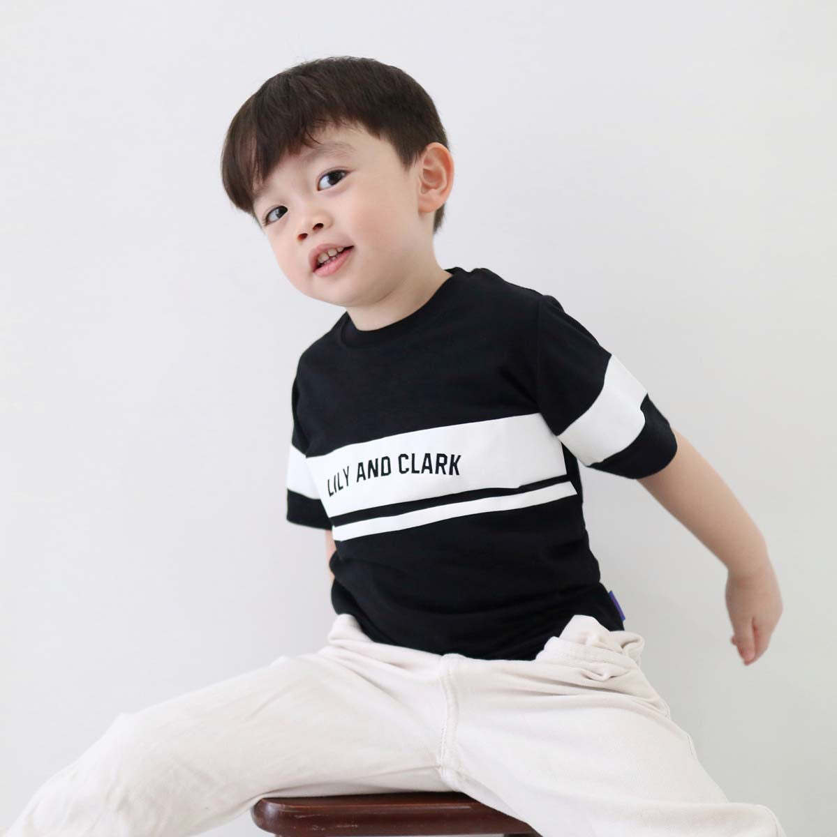 Lily And Clark Kaos Anak Laki-Laki Warna Hitam kombinasi KLC122-HITAM