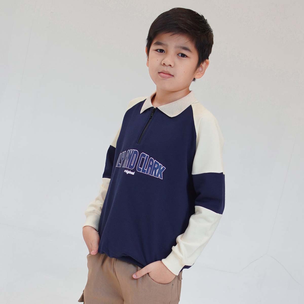 Lily And Clark Sweater Half Zip Anak Warna Navy - SHZ02-NAVY