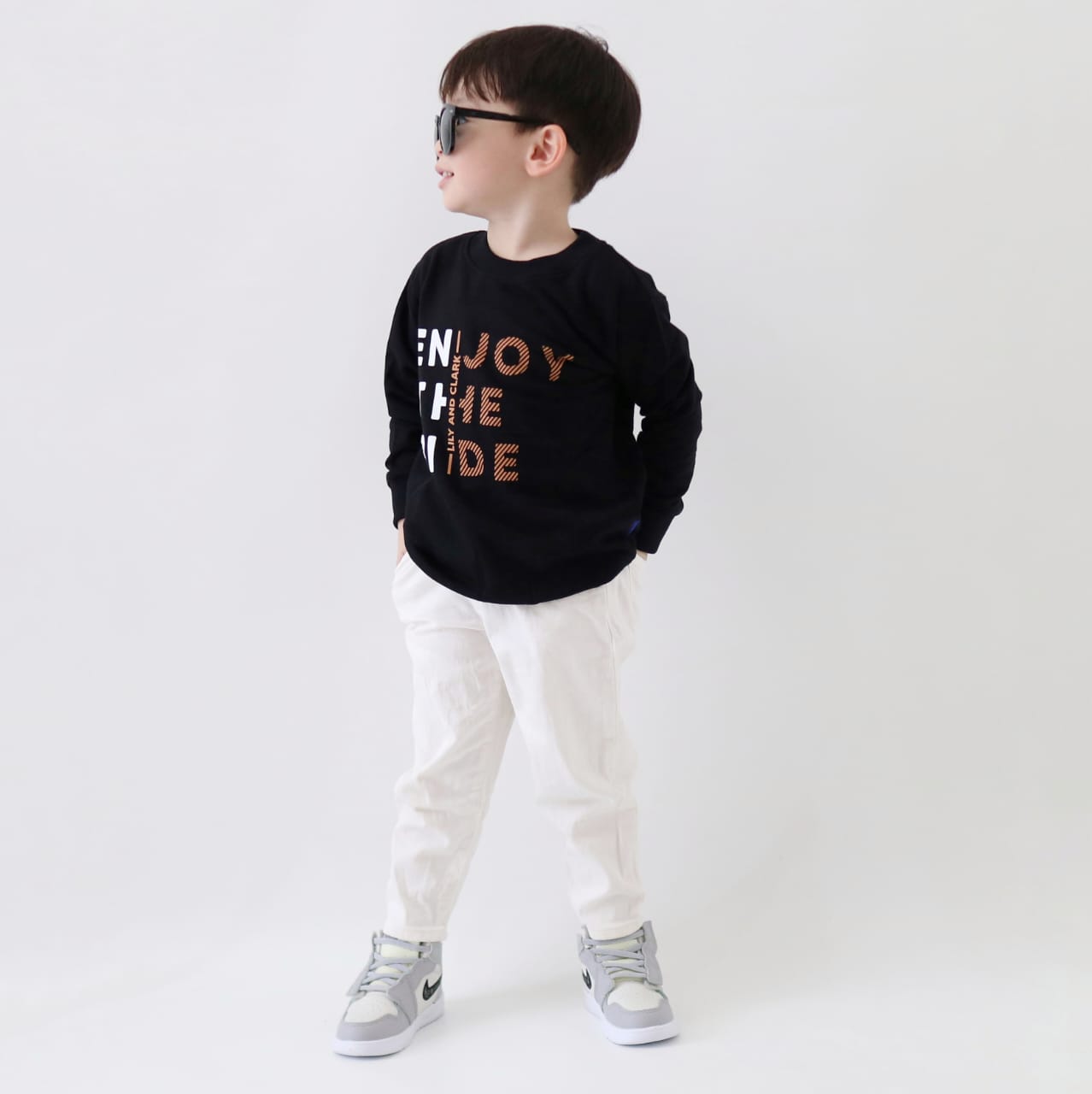 LILY AND CLARK Sweater Anak Stylish warna Hitam ST28