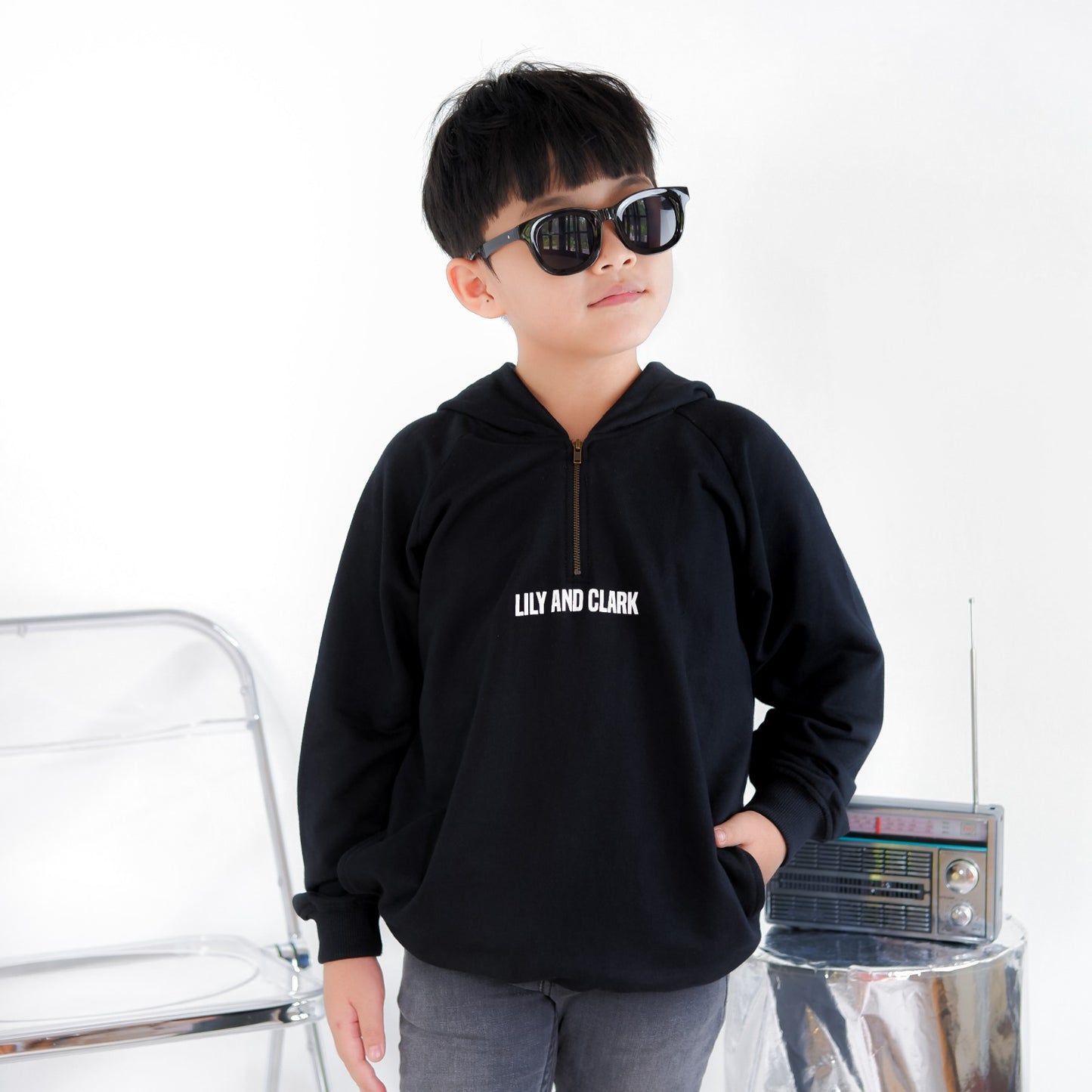 Lily And Clark Hoodie Half Zip Anak Warna Hitam - HHZ02