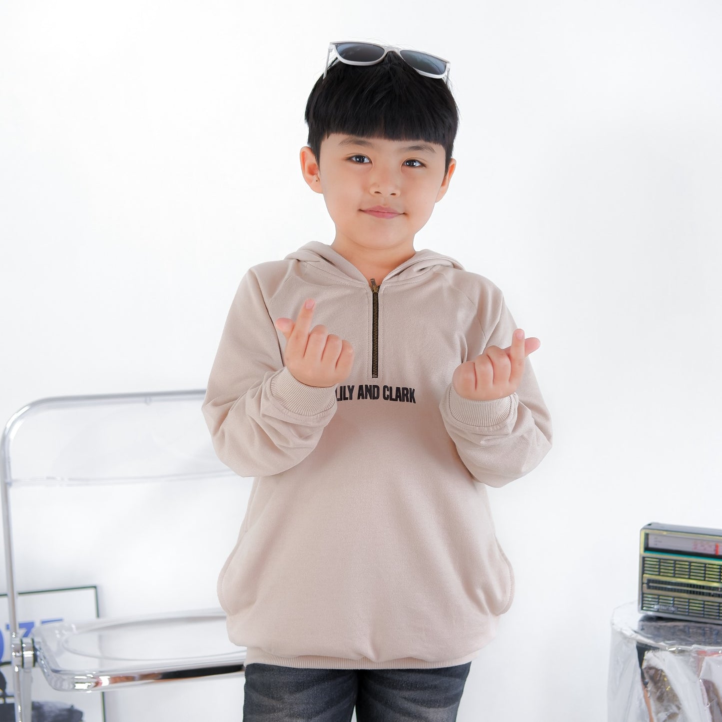 Lily And Clark Hoodie Half Zip Anak Warna Light Brown - HHZ01