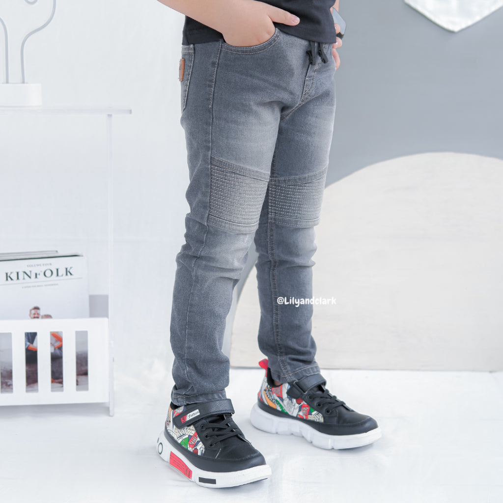 Jeans Panjang Abu JA03