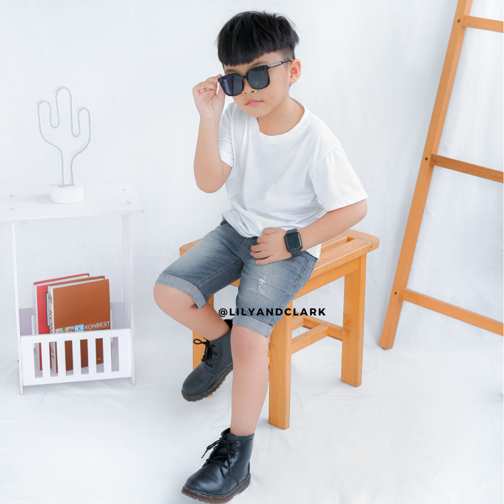 CELANA JEANS PENDEK ABU JPA02