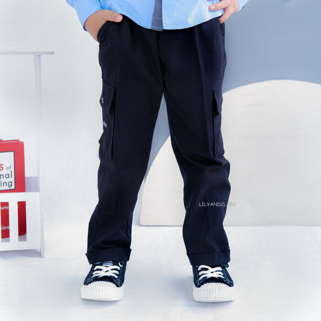 Celana Cargo Basic Hitam CA02