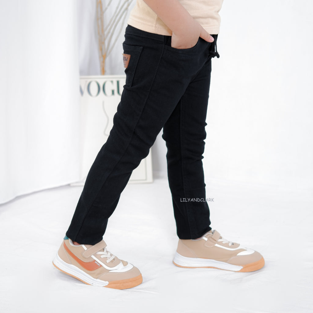 Jeans Anak Hitam Panjang Basic JB03