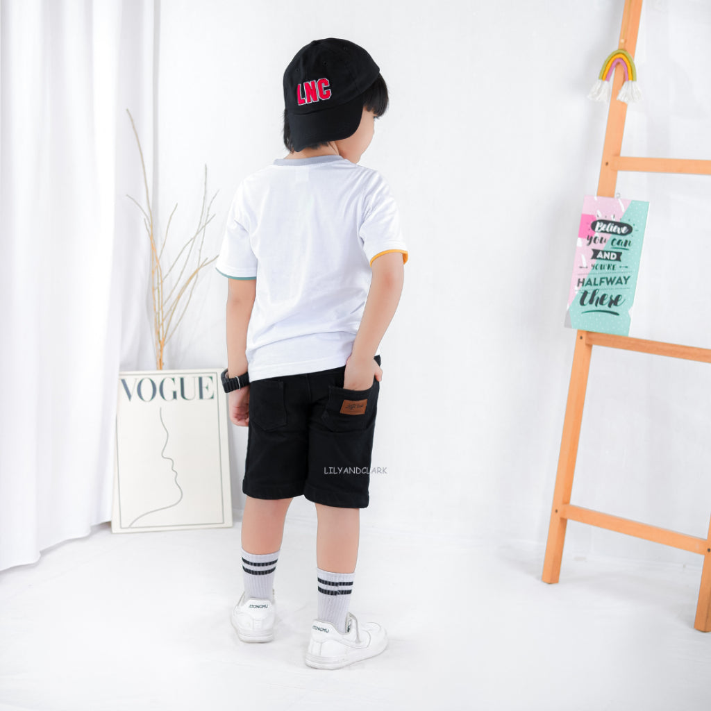 Jeans Pendek Hitam Basic JPB01