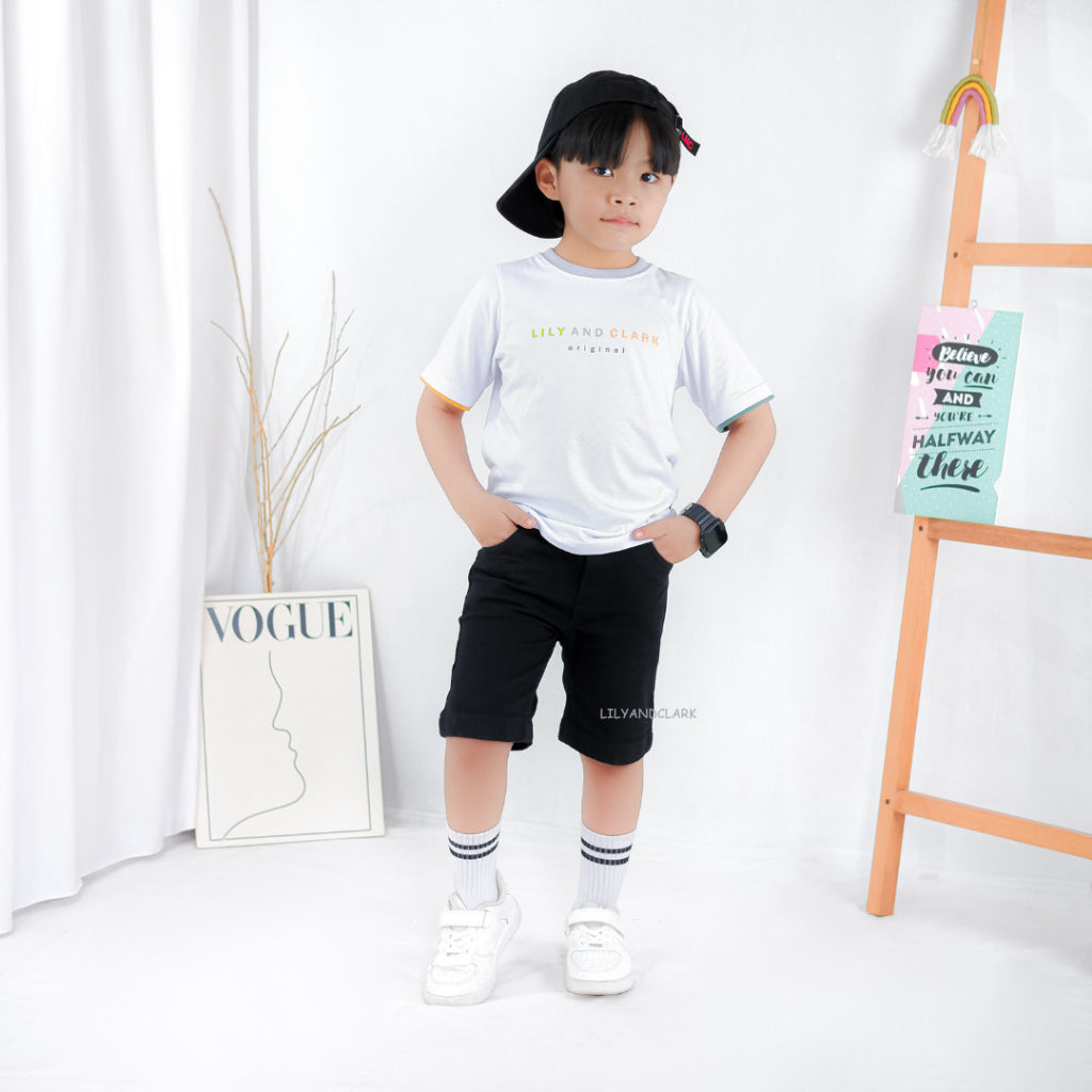 Jeans Pendek Hitam Basic JPB01