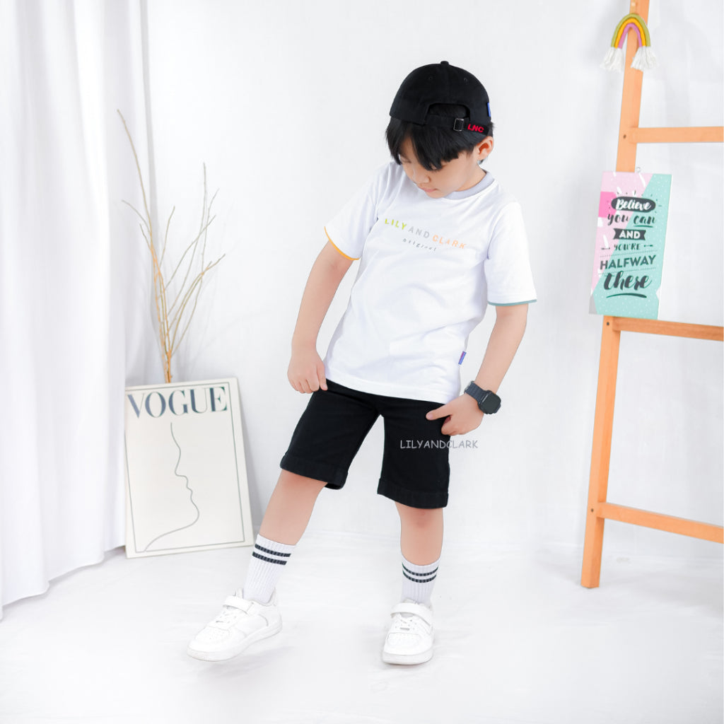 Jeans Pendek Hitam Basic JPB01