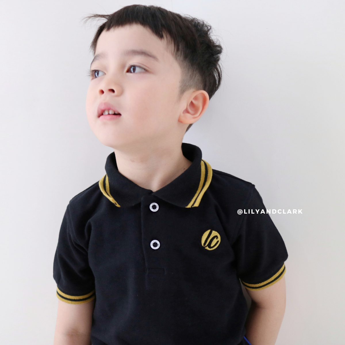 Lily And Clark Kaos Polo Anak Laki-Laki Warna Hitam KK10