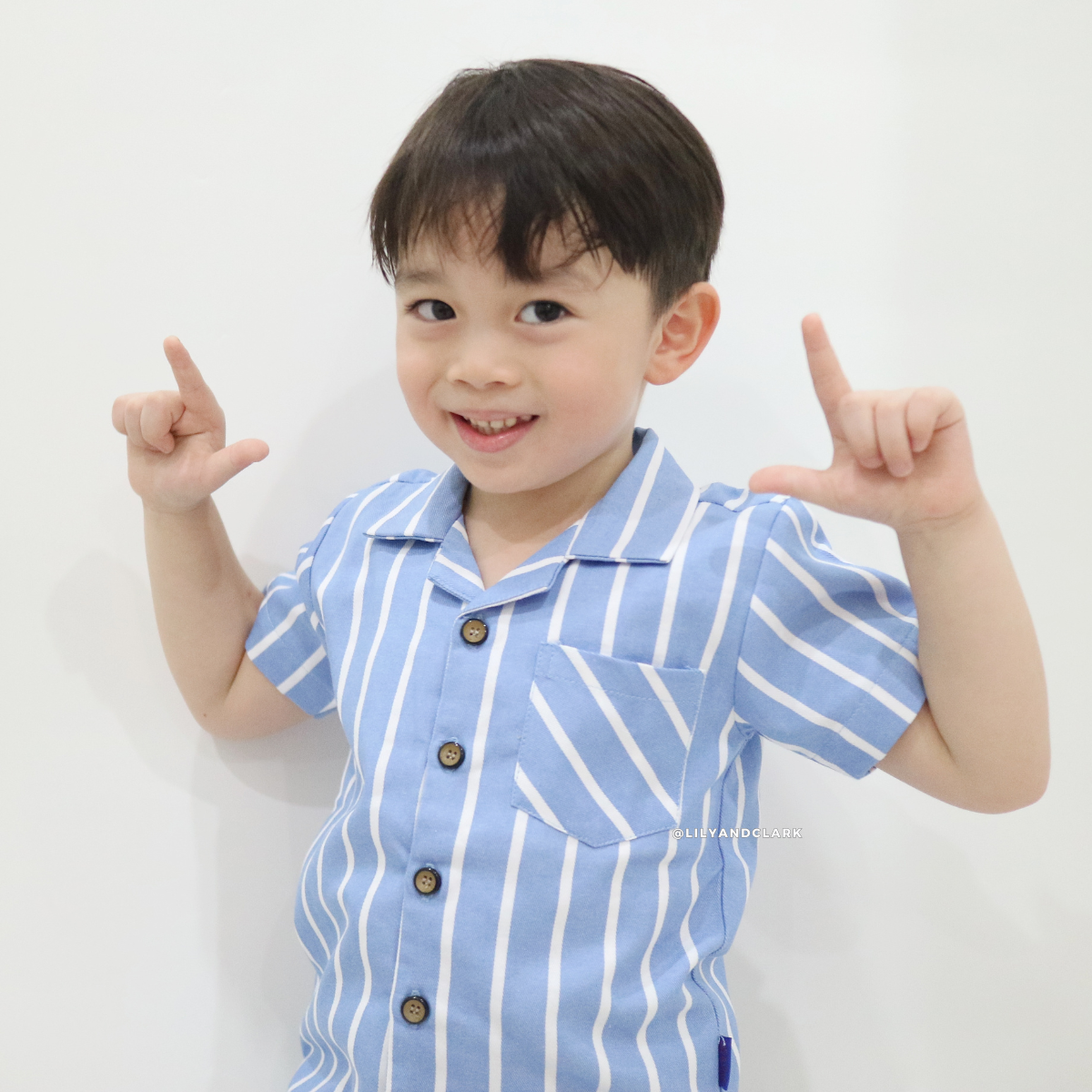 LILY AND CLARK Kemeja Stripe Pendek Anak Casual KP19-BIRU