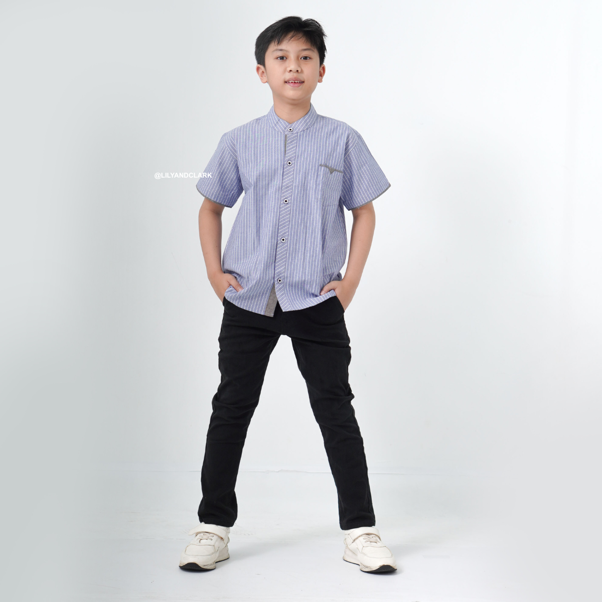 Lily And Clark Kemeja Pendek OXFORD SALUR Warna Biru KP17-BIRU