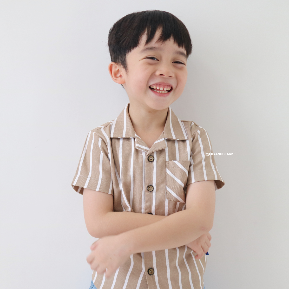 Lily And Clark Kemeja Pendek Anak Salur Warna Khaki - KP19-KHAKI