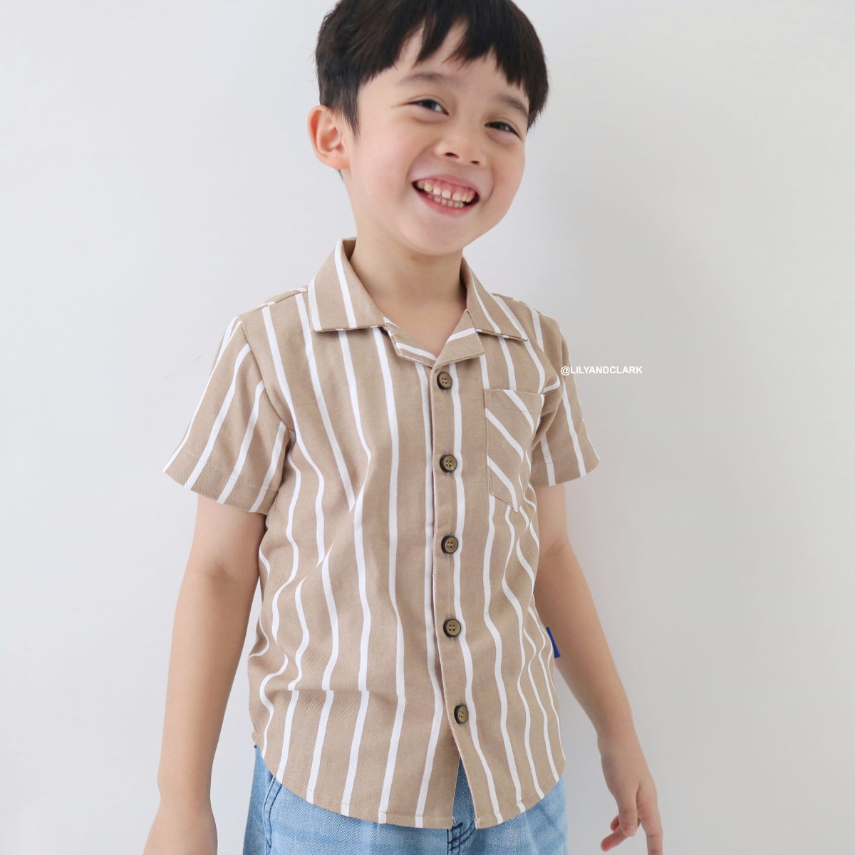 Lily And Clark Kemeja Pendek Anak Salur Warna Khaki - KP19-KHAKI
