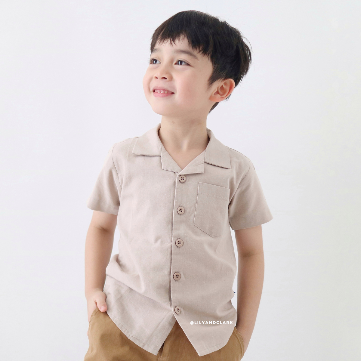 LILY AND CLARK Kemeja Pendek Anak Casual warna Sand KP18-SAND