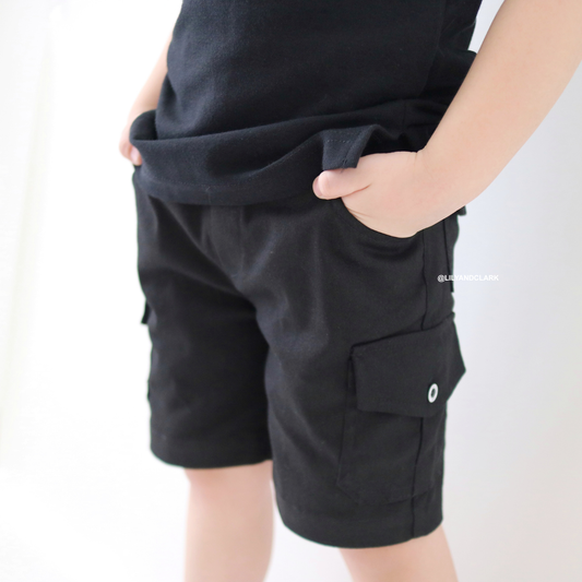Lily And Clark Celana Cargo Chino Pendek CGP02 Hitam