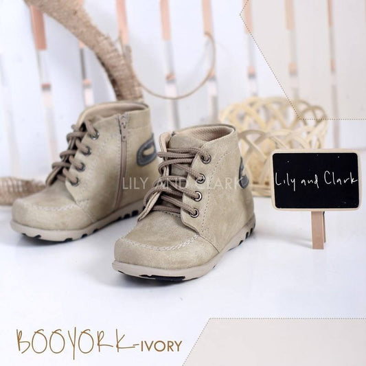 Sepatu Boots Anak booyork ivory