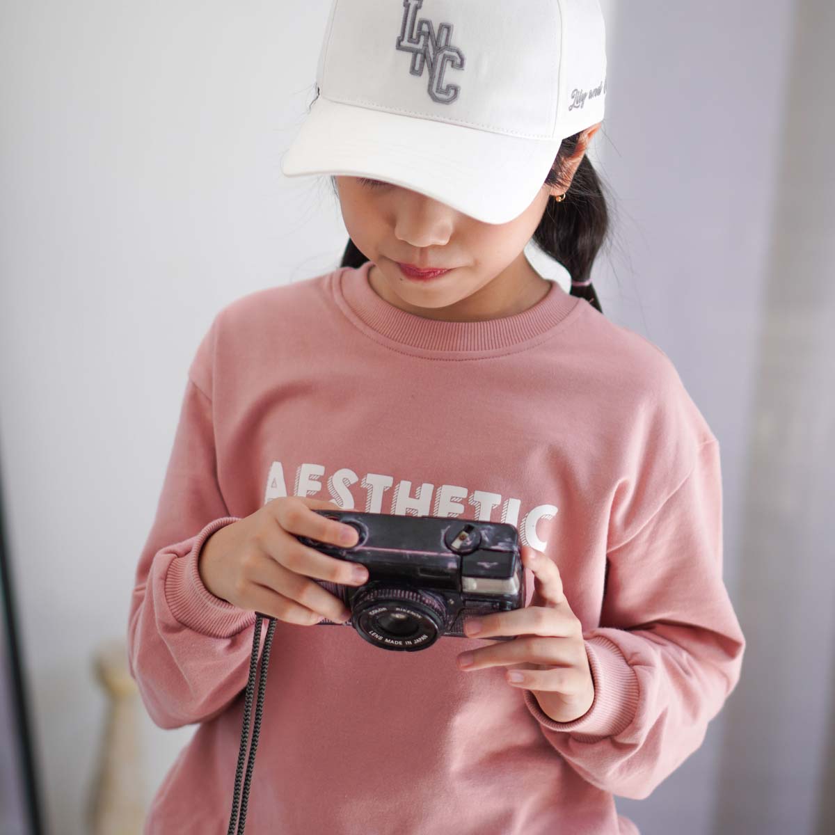 Lily And Clark Topi Baseball Anak Unisex PREMIUM V2 Warna WHITE -TB18-OFF-WHITE