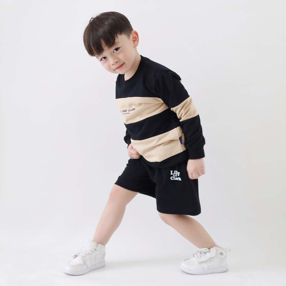 Lily And Clark Sweater Anak Unisex Warna Hitam Combine - ST34-HITAM