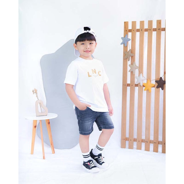 Lily And Clark Kaos Anak Unisex Warna Putih KLC60
