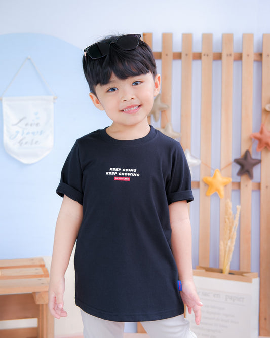 Lily And Clark Kaos Anak Unisex Warna Hitam KLC98